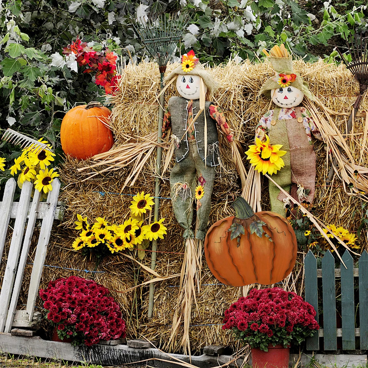 Two Pack Metal Pumpkin Garden Stakes 17.5 Inch Outdoor