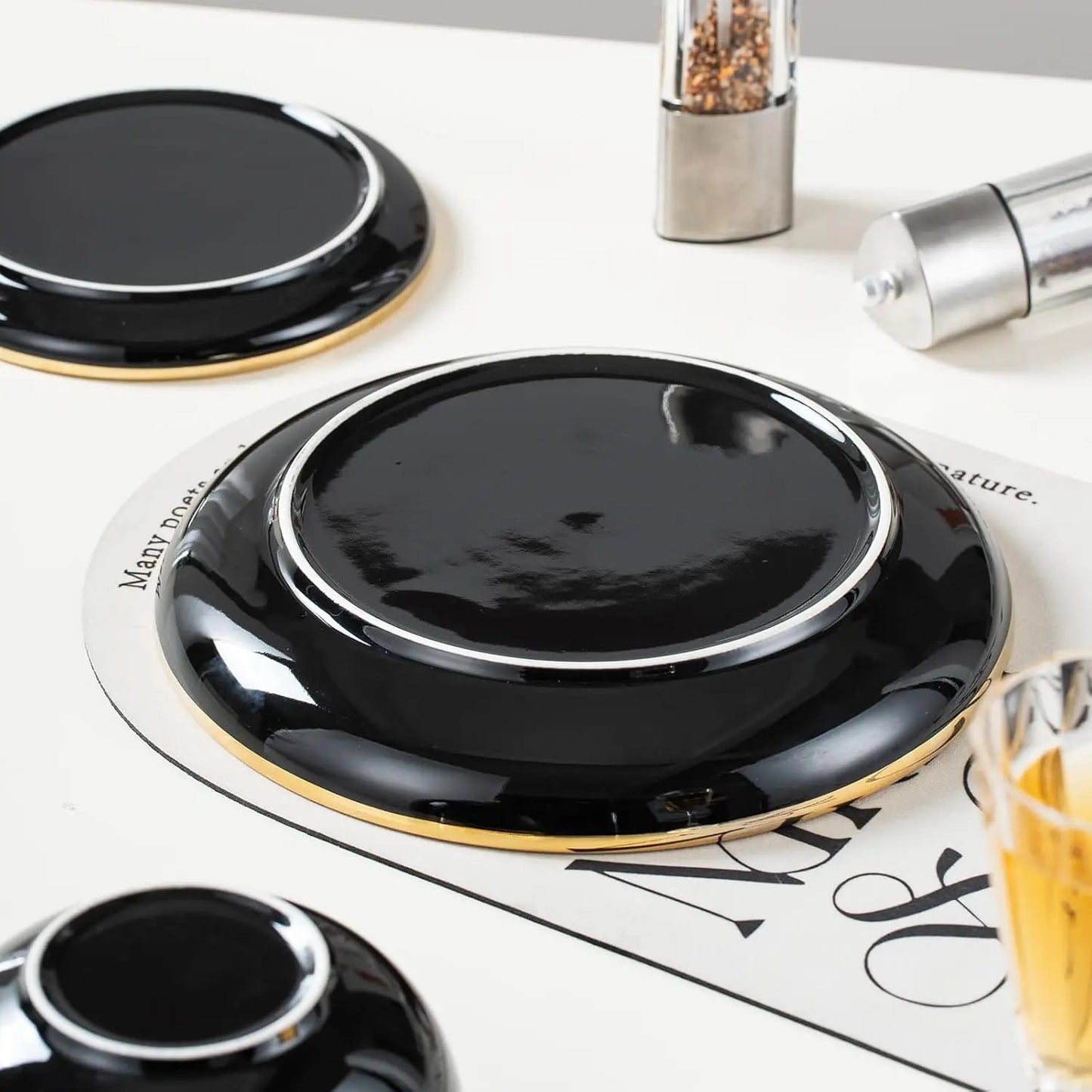 Black Ceramic Dinnerware Set For 4, 16-Piece With Gold Rim Crack Resistant